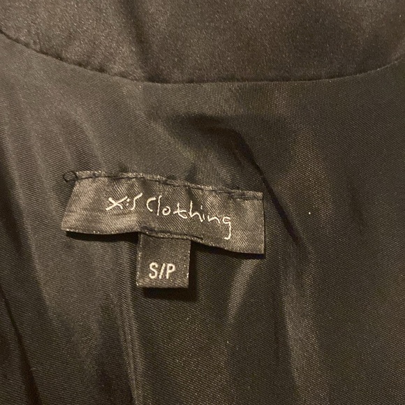 100% silk dress size S with black beaded detail at neckline. - Picture 2 of 8